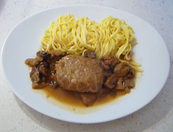 Crépinettes De Porc Mijotées Aux Champignons Les Crépinettes de porc à la Forestère.